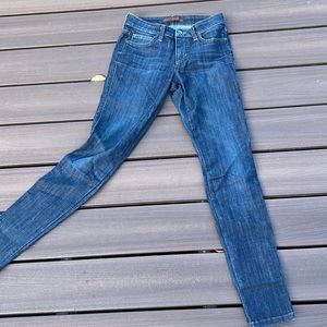 Joe’s Jeans mid rise skinny